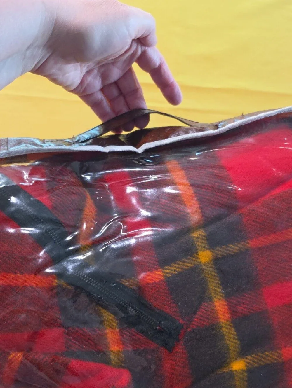 VTG Faribo Poncho Blanket Pak Red Plaid Stadium Throw Fringe New In Bag NOS